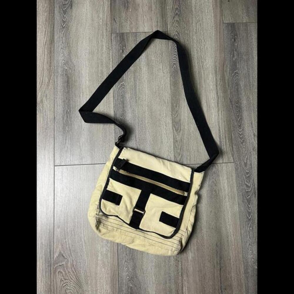 Roots - Crossbody Bag 16oz Canvas